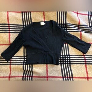 Black Knit Cropped Long Sleeve Shirt